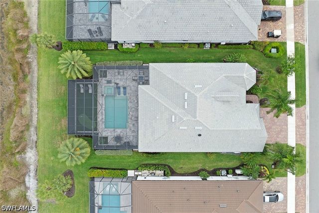 9573 Everglades DR, Naples, FL 34120