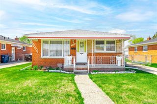 8915 Wormer Avenue, Redford Charter Township, MI 48239