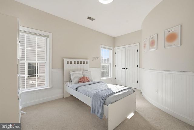 22773 HIGHCREST CIR, Brambleton, VA 20148