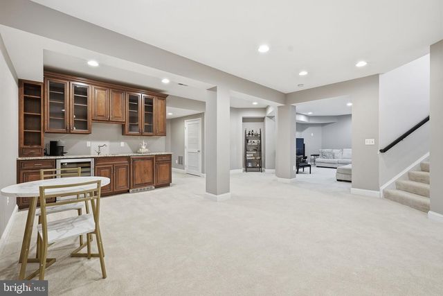 22773 HIGHCREST CIR, Brambleton, VA 20148