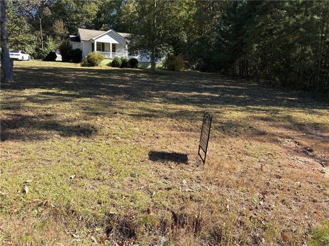 68 Pine Drive, Stockbridge, GA 30281