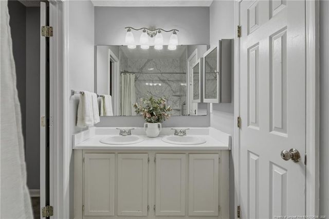 215 Carolina Way, Sanford, NC 27332