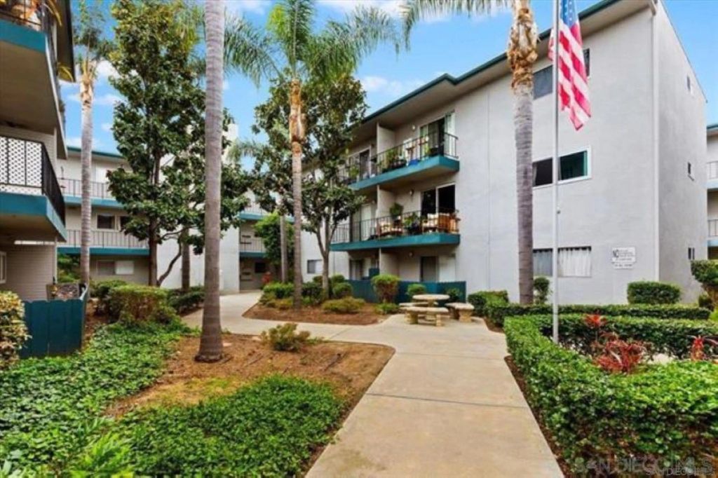 4885 Cole St 36, San Diego, CA 92117