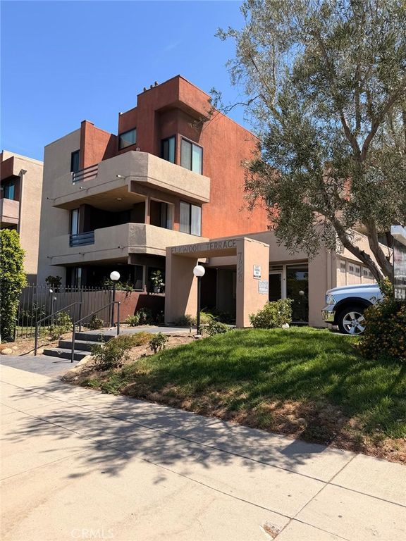 7826 Topanga Canyon Boulevard 210, Topanga, CA 91304