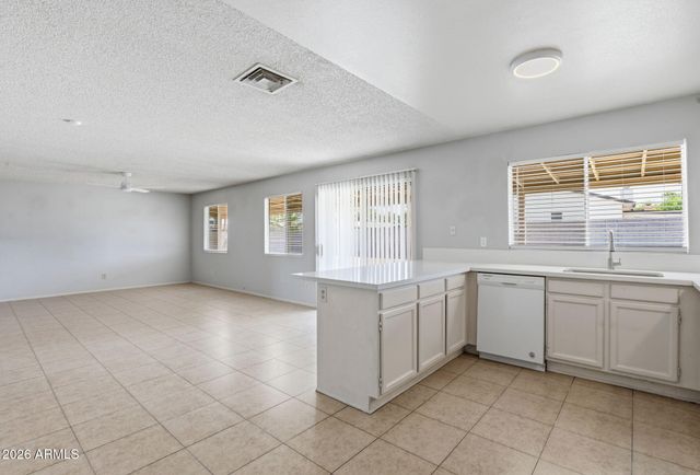 9623 N 70th Drive, Peoria, AZ 85345