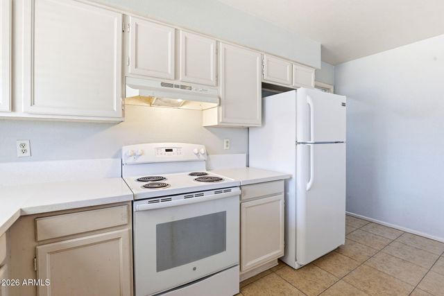 9623 N 70th Drive, Peoria, AZ 85345