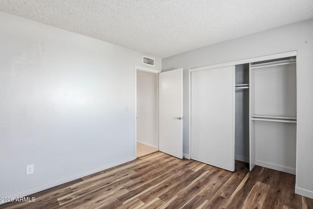 9623 N 70th Drive, Peoria, AZ 85345