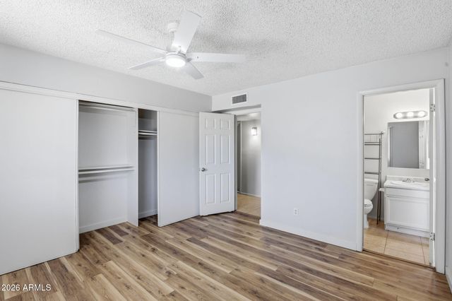 9623 N 70th Drive, Peoria, AZ 85345