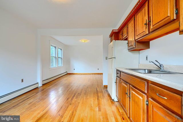 3027 FLEETWOOD AVE, Baltimore, MD 21214