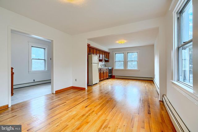 3027 FLEETWOOD AVE, Baltimore, MD 21214