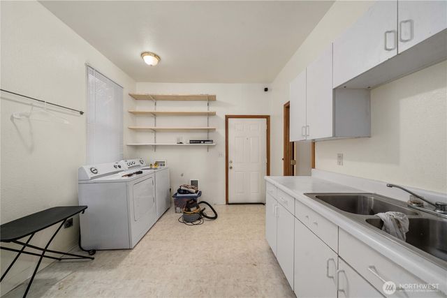 1212 S I Street, Tacoma, WA 98405