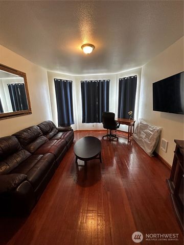1212 S I Street, Tacoma, WA 98405