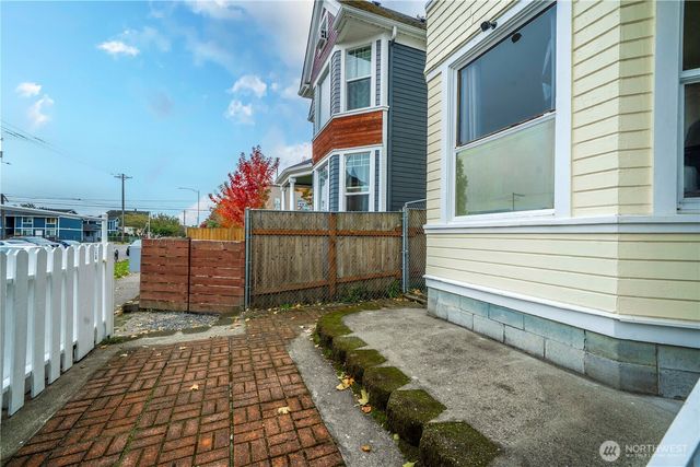 1212 S I Street, Tacoma, WA 98405