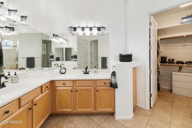 4060 E MIA Lane, Gilbert, AZ 85298