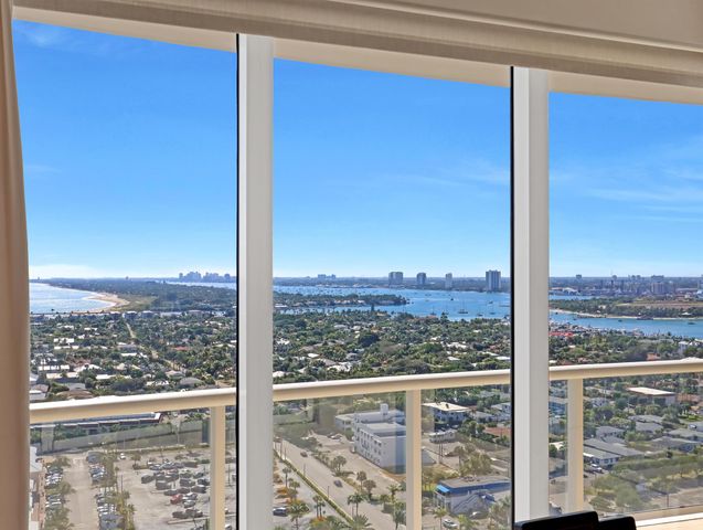 2700 N Ocean Drive 2105b, Singer Island, FL 33404