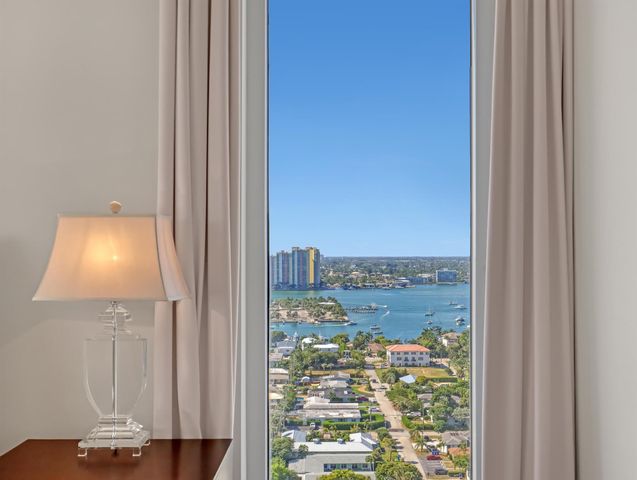 2700 N Ocean Drive 2105b, Singer Island, FL 33404