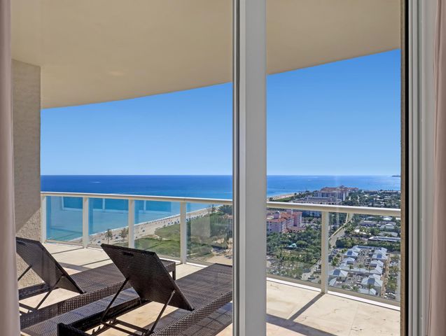 2700 N Ocean Drive 2105b, Singer Island, FL 33404