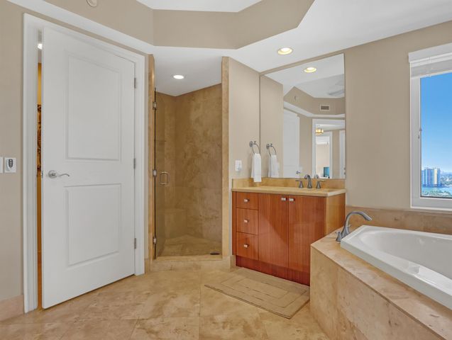 2700 N Ocean Drive 2105b, Singer Island, FL 33404