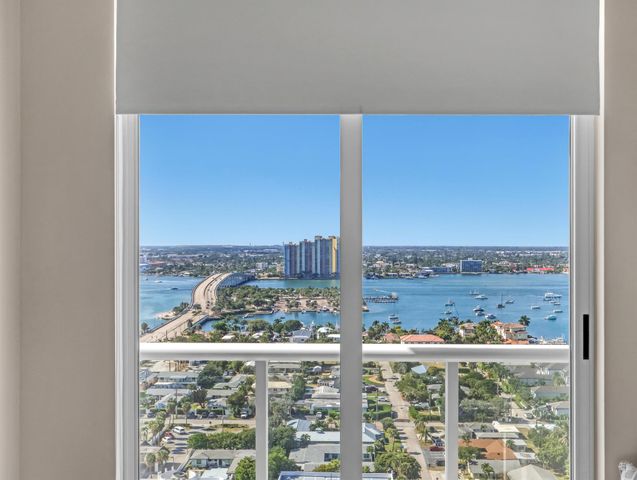 2700 N Ocean Drive 2105b, Singer Island, FL 33404