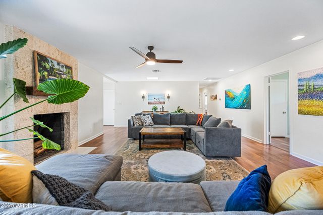 2007 E RANCHO Drive, Phoenix, AZ 85016