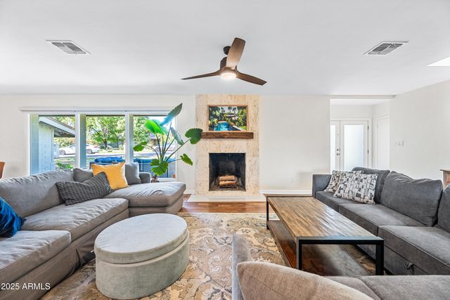 2007 E RANCHO Drive, Phoenix, AZ 85016