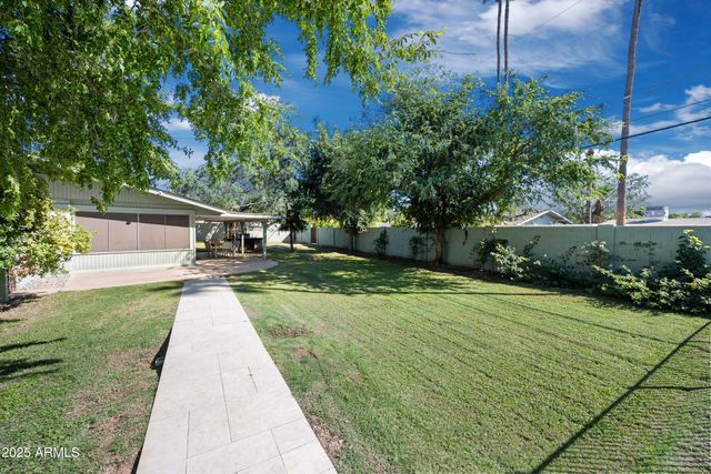 2007 E RANCHO Drive, Phoenix, AZ 85016