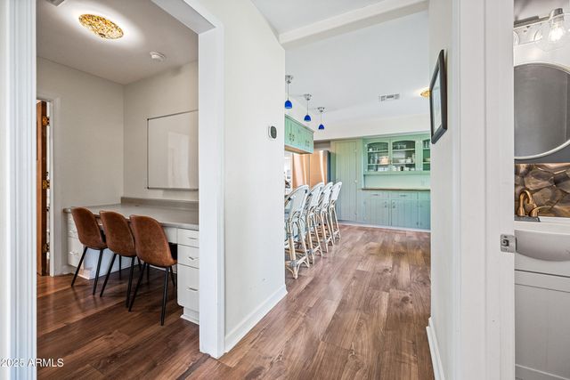 2007 E RANCHO Drive, Phoenix, AZ 85016