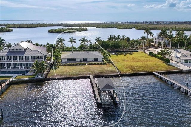 2210 Eighth AVE, St. James City, FL 33956