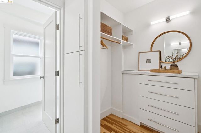 368 Hudson, Oakland, CA 94618