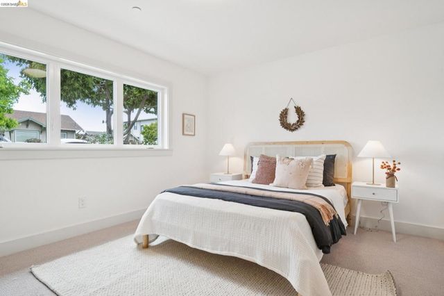 368 Hudson, Oakland, CA 94618