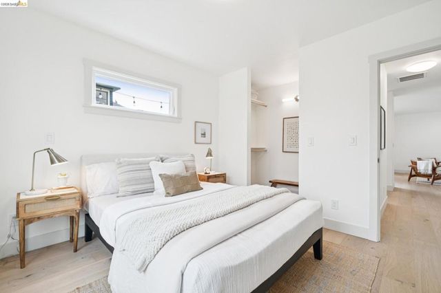 368 Hudson, Oakland, CA 94618