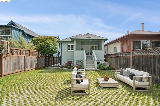 368 Hudson, Oakland, CA 94618