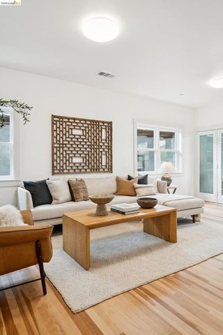 368 Hudson, Oakland, CA 94618