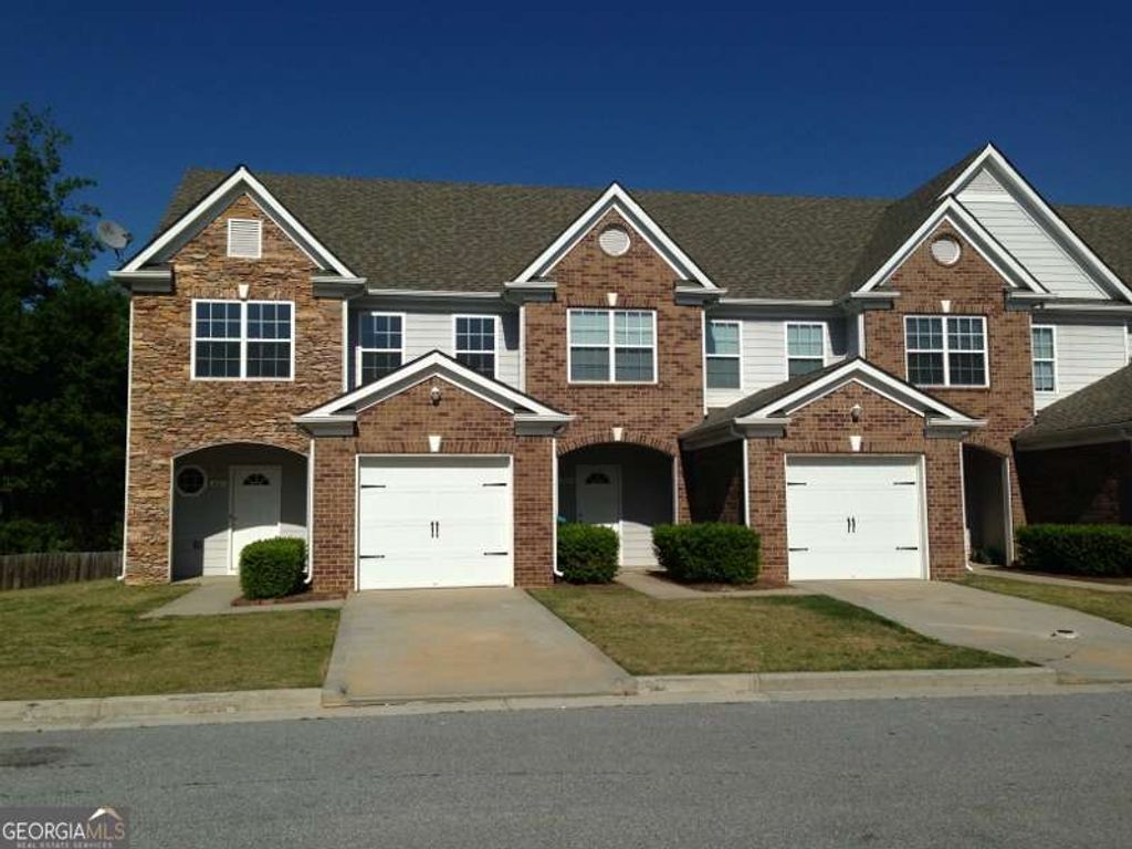 331 Village Drive, Loganville, GA 30052