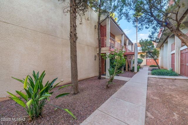 1600 N Wilmot Rd Unit 419, Tucson, AZ 85712