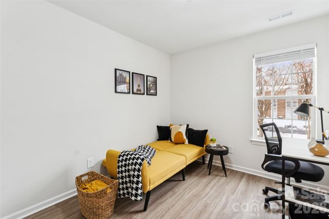 1620 Arlyn Circle B, Charlotte, NC 28213