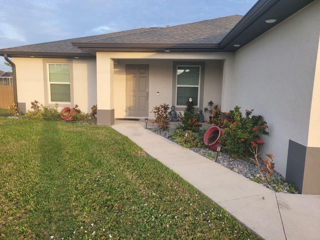 1413 NE 9TH Avenue, Cape Coral, FL 33909