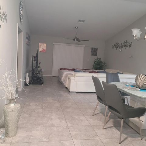 1413 NE 9TH Avenue, Cape Coral, FL 33909
