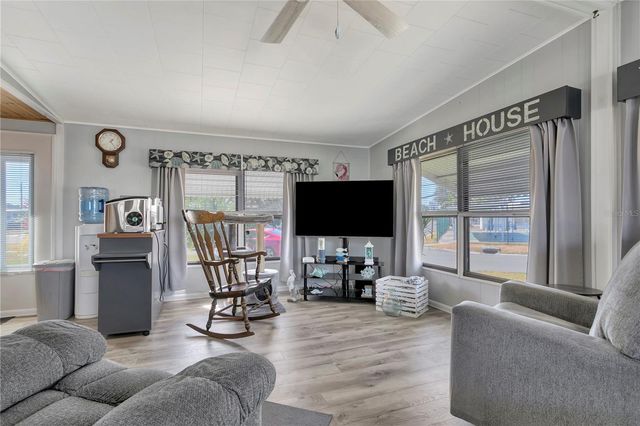 5127 8TH STREET W, Bradenton, FL 34207