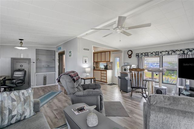 5127 8TH STREET W, Bradenton, FL 34207