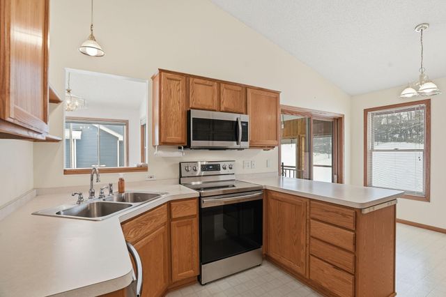 1775 Beebe Road -, Maplewood, MN 55109