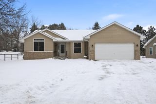 1775 Beebe Road -, Maplewood, MN 55109