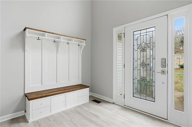 6705 N Glen Drive, Cumming, GA 30028