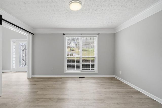 6705 N Glen Drive, Cumming, GA 30028