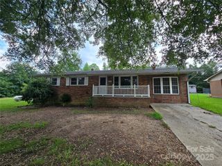 125 Bridges Circle, Kings Mountain, NC 28086