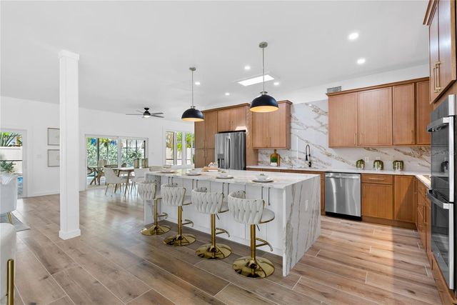 4879 COMMONWEALTH DRIVE, Sarasota, FL 34242