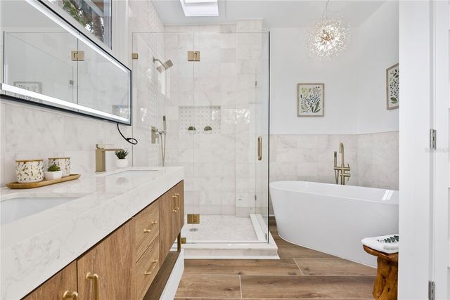 4879 COMMONWEALTH DRIVE, Sarasota, FL 34242