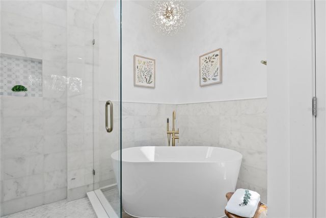 4879 COMMONWEALTH DRIVE, Sarasota, FL 34242