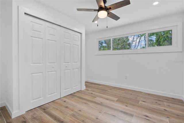 4879 COMMONWEALTH DRIVE, Sarasota, FL 34242