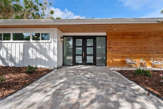 4879 COMMONWEALTH DRIVE, Sarasota, FL 34242